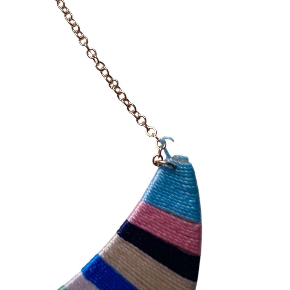 Plunder Crescent Shaped Colorful Striped Necklace - Picture 5 of 7